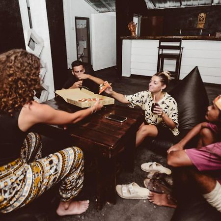 House Of Wolves Hostel Pantai Cenang  Zewnętrze zdjęcie